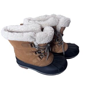 Target Faux Fur Lined Boots in Cream and White Cat and Jack Sz 3 girls